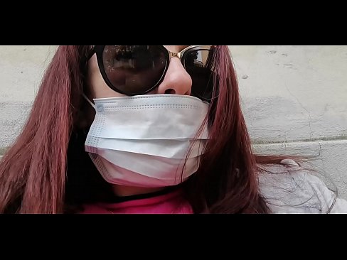 ❤️ Nicoletta analipiza kisasi kwa jirani yake na kukojoa kwenye karakana yake (Karantini Maalum ya Covid19 ya Italia) ☑ ☑